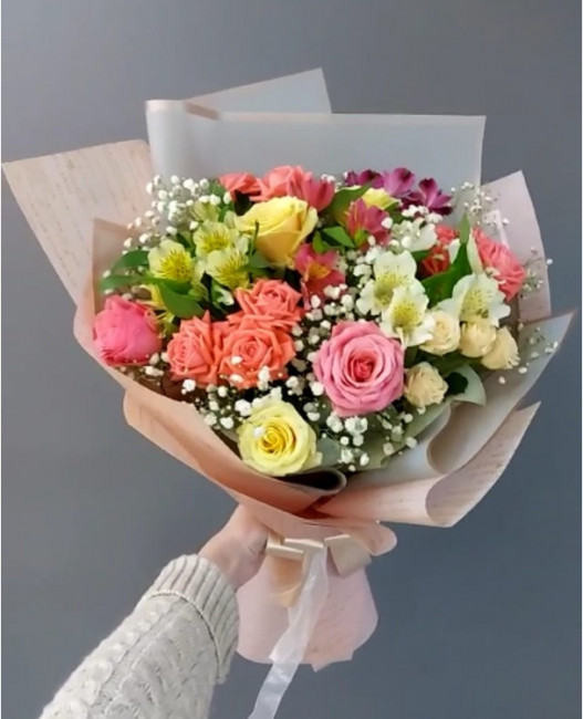 Букет цветов "Волшебное ассорти" Букет цветов "Волшебное ассорти"